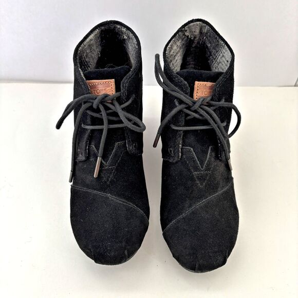 TOMS Shoes Womens Size 7 Black Suede Wedge Booties Whimsigoth Lace Up Casual - Picture 2 of 8